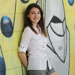 Meet your Posher, Lea